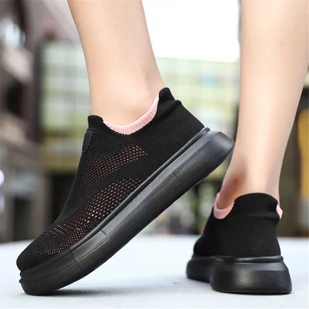 Most Collectible Vintage Items - Stoking Platform sepatu cokelat untuk wanita